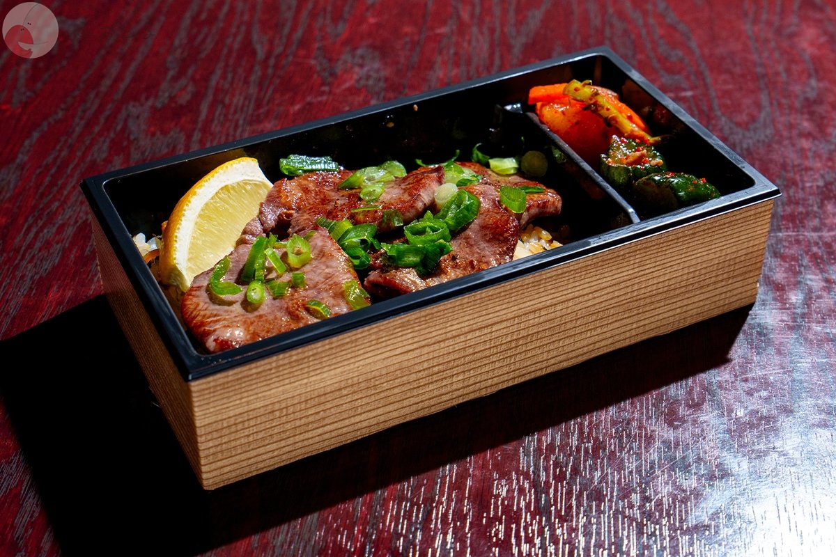 ヒデ・オカモトのポートフォリオ1