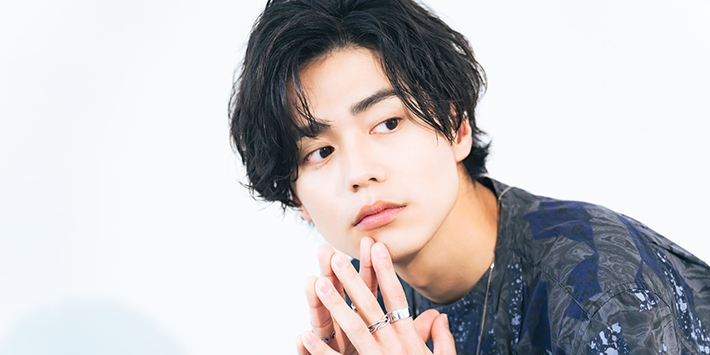 プロフィール写真・宣材写真の出張撮影・写真撮影を出張カメラマンに依頼する