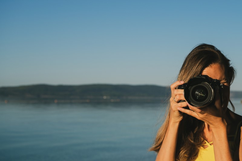 海でカップルフォトを撮りたい人必見 コツやおしゃれ撮影方法を紹介 ふぉとるプラス 写真がもっと好きになる総合webメディア