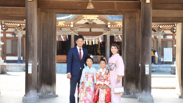 七五三の参拝は神社 お寺 お参りの作法やマナーを徹底紹介 ふぉとるプラス 写真がもっと好きになる総合webメディア