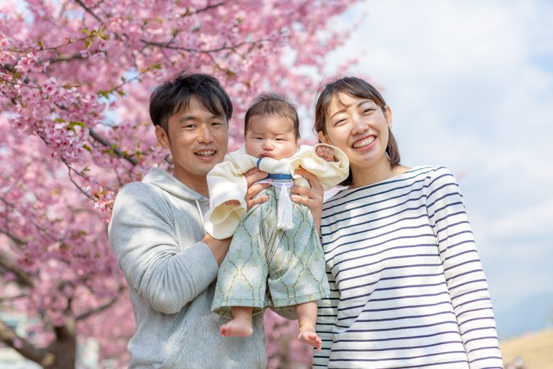 お宮参りに普段着で行ってもいいの マナーやルールを徹底解説 ふぉとるプラス 写真がもっと好きになる総合webメディア お宮参りに普段着で行ってもいいの マナーやルールを徹底解説 ふぉとるプラス 写真がもっと好きになる総合webメディア