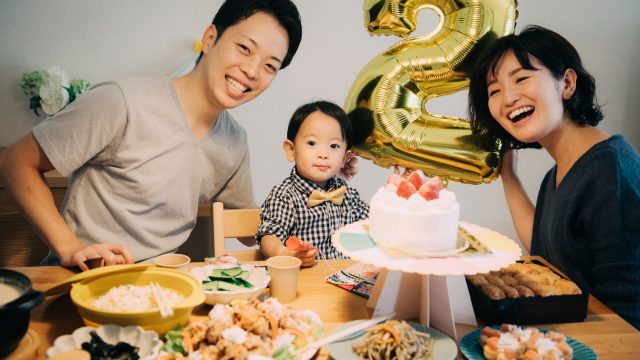 2歳のバースデーフォトも撮影することがおすすめ 理由を解説 ふぉとるプラス 写真がもっと好きになる総合webメディア 2歳のバースデーフォトも撮影することがおすすめ 理由を解説 ふぉとるプラス 写真がもっと好きになる総合webメディア