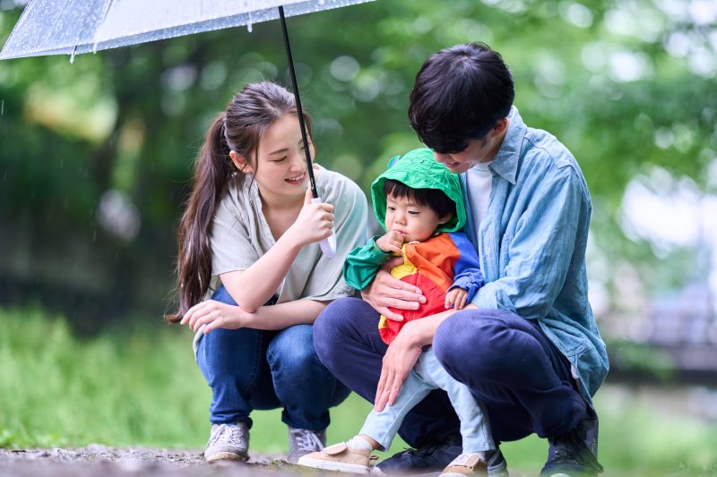 雨の日/家族/傘