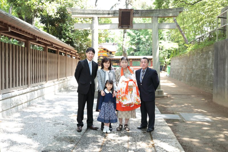 お宮参り/三世代/家族/神社