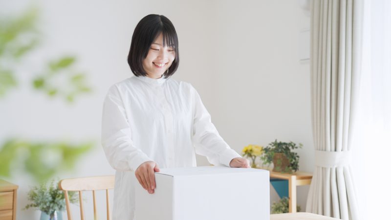 ダンボール/女性/引越し/梱包