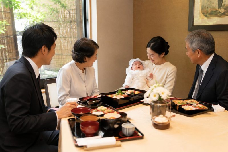 レストランでの食事会